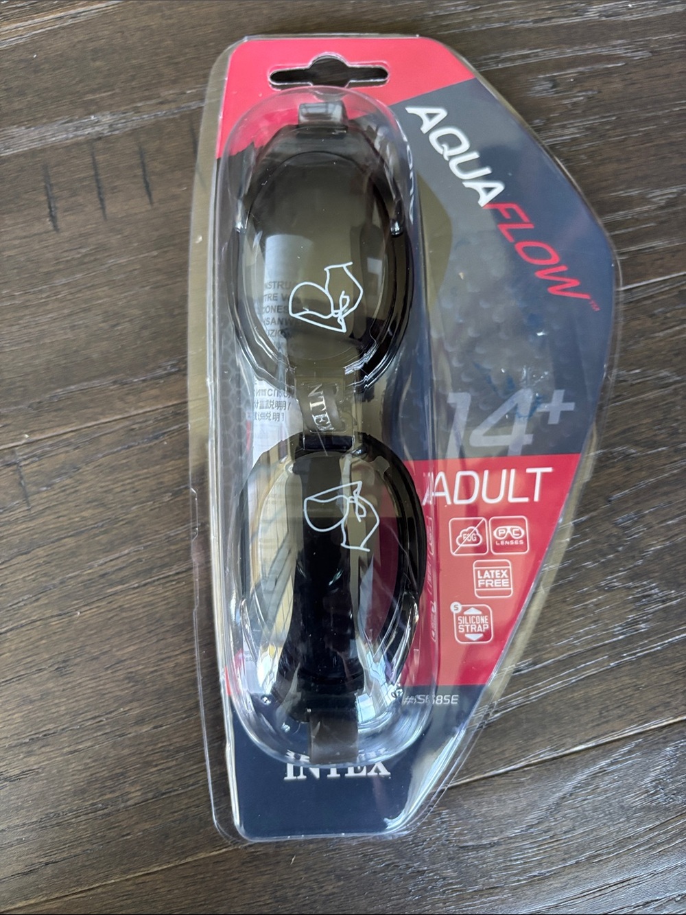 Aqua Flow Swim Goggles,anti-fog polycarbonate lens,rubber eye cap adjustable